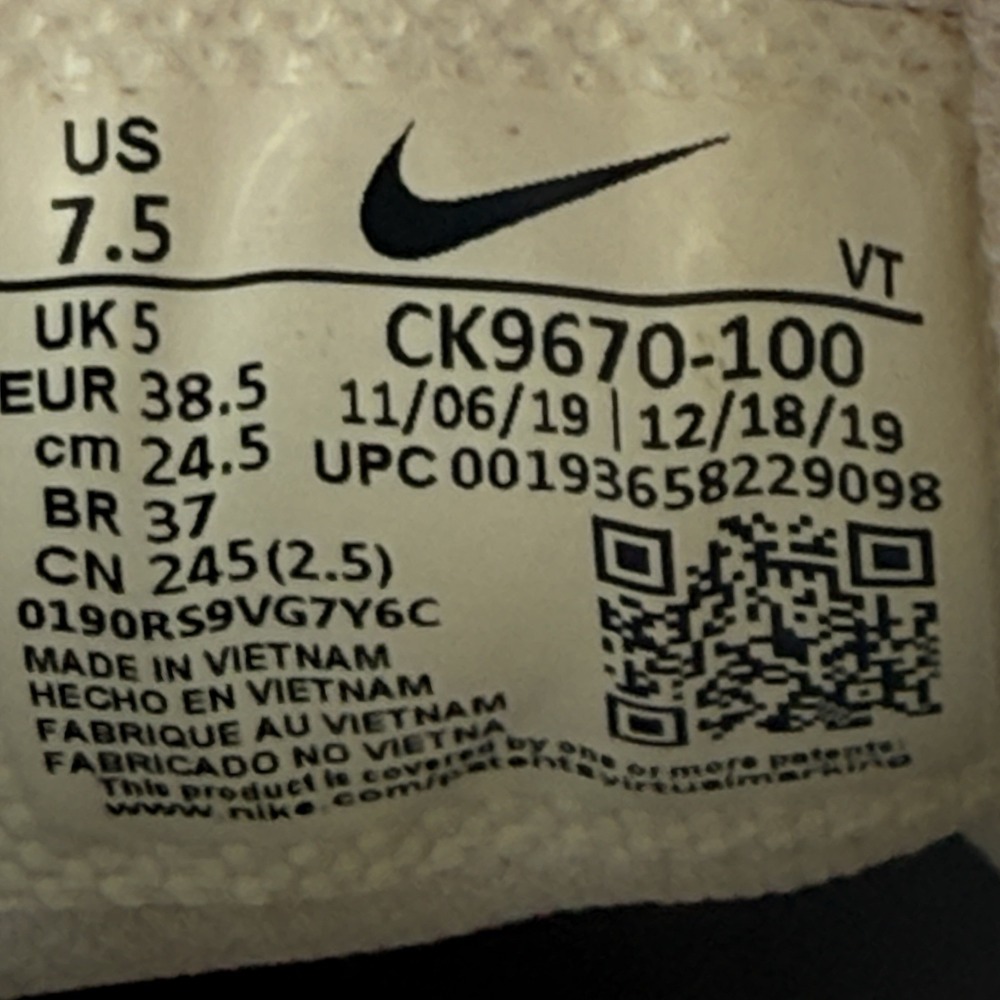 Nike Air VaporMax 360 Women's Size 7.5 US CK9670-100 Triple White Athletic Shoes - Picture 16 of 16